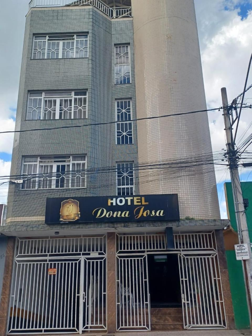 Hotel Dona Josa Carmo do Cajuru Bagian luar foto